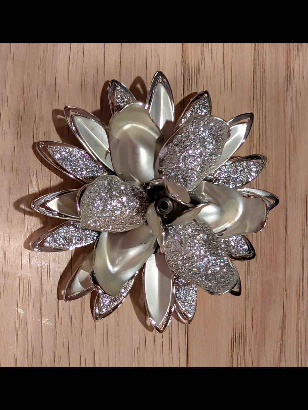 Source Unknown Silver Glitter Flower Brooch